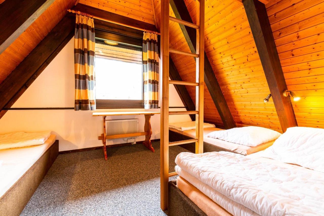 Ferienwohnpark Immenstaad Am Bodensee Nurdachhaus Typ 8 Ndt 099 Eksteriør billede