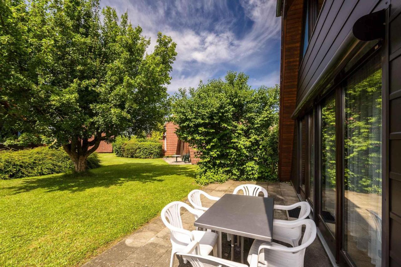 Ferienwohnpark Immenstaad Am Bodensee Nurdachhaus Typ 8 Ndt 099 Eksteriør billede
